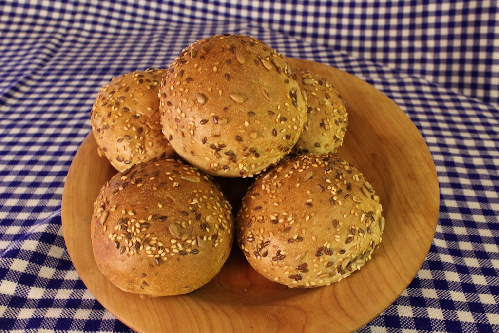 Zobel&amp;#39;s Bäckerei in Dermbach / Rhön | Körnerbrötchen von Zobel&amp;#39;s ...